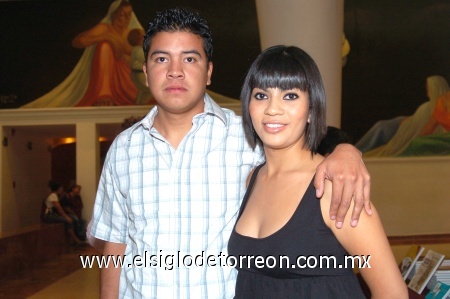 21092008
José Luis Ramírez y Jacqueline Olivia Limones Baeza.
