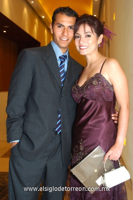 22092008
Christian Torres y Cynthia Grijalva.