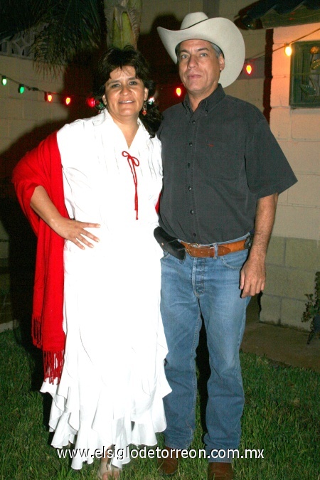 22092008
Graciela Calderón y Nicolás Chávez.