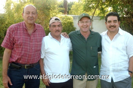23092008
Carlos Araujo, Alejandro Diez, José Villarreal y Lázaro Bello.
