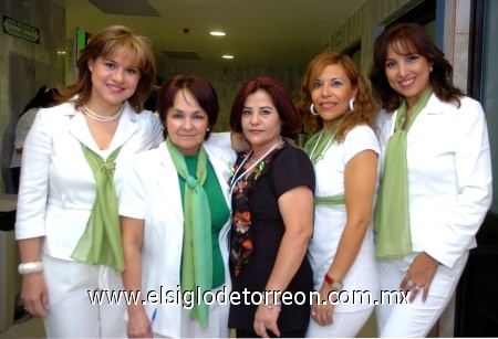 23092008
Maru, Yolanda, Olga, Norma y Sandra acudieron al tercer curso de Donación de Órganos y Tejidos con Fines de Transplante.