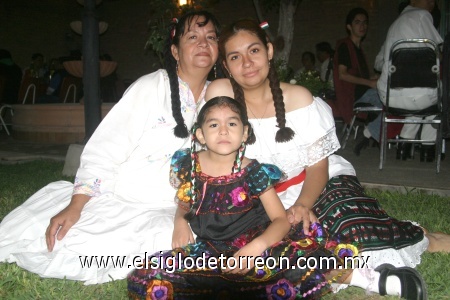 23092008
Patricia Espeleta, Isabel Mota Espeleta y Angélica Huerta Espeleta.