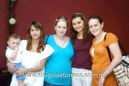 25092008
Jorge Emilio Dávila, Rosa Martínez, Daniela Benavides, Marla de Dávila y Brenda Baille