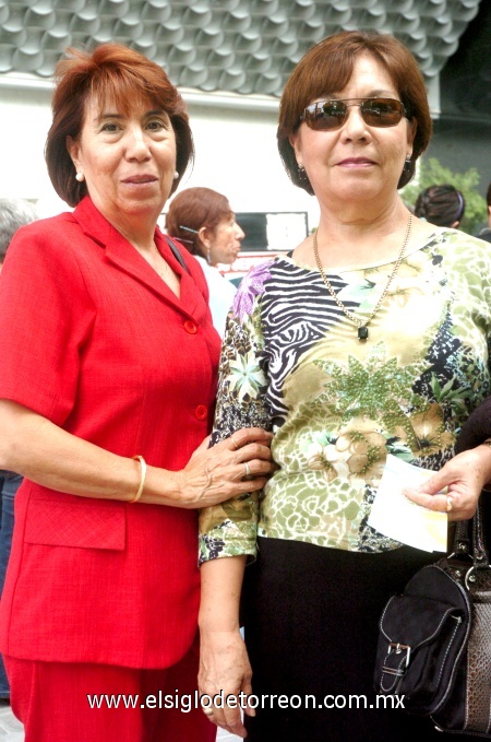 28092008
Magdalena Rueda y Mercedes Aguilera.
