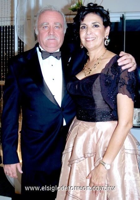 24092008
Alejandro Martínez y Soledad Anaya de Martínez, padres del novio
