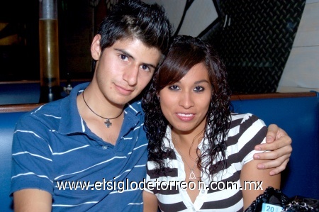27092008
Óscar Hernández Macías y Vanya Scarleth Huitrón Soto