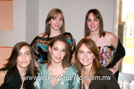 28092008
Angelina de von Bertrab, Liliana Arizpe Garza, Sofía de Marcos, Susy Garza y Mónica de Rodríguez