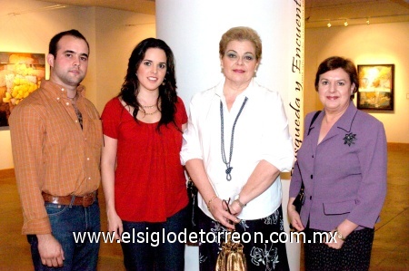 28092008
Ignacio y Margarita Martínez, Margarita de Martínez y Ana María de Abugarade