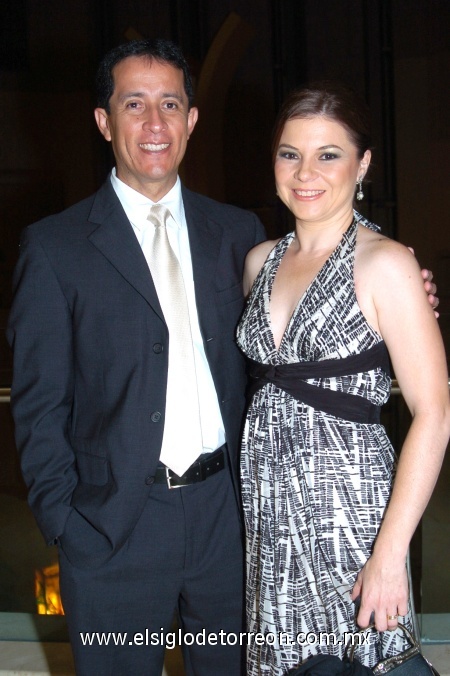 30092008
Carlos Hernández y Elsien van Deelen.