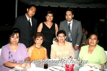 30092008
Norma Leticia González, Enrique Ponce González, Amparo Reyes Díaz, Guadalupe González, Jesusita Díaz, Saúl Cortez y Dolores González.