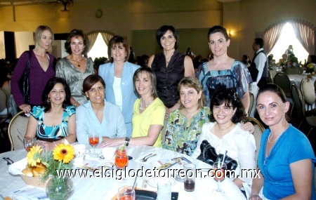 30092008
Ana García, Raquel Ramírez, Elena González, Pilar Iduñate, Loloy Reyero, Mabel Reyero, Eugenia Reyero, Dulce de  Lara, Carmen Islas, Gaby Luna y Mónica