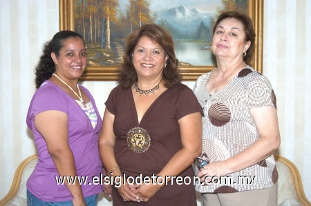 29092008
Norma Martínez, Rosy y Lizette Girón.