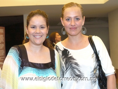 30092008
Chary Aranzábal de Montaña y Claudia González de Iriarte.