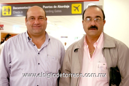03102008
Samir y Said Chaman viajaron hacia Líbano para realizar algunos negocios