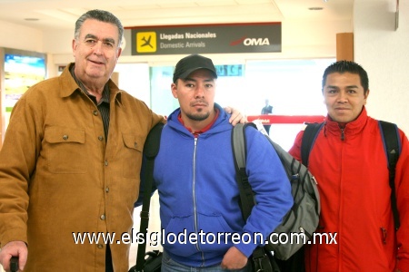 05102008
Caleb Rodríguez, Jorge Reyes y Guillermo Fanghanel viajaron a la Ciudad de México.