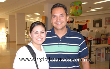 09102008
Magdalena Padilla y Francisco Gutiérrez realizaron un viaje laboral a Ciudad Juárez