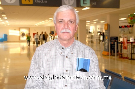 09102008
Miguel Rodríguez viajó a la Ciudad de México por asuntos de trabajo
