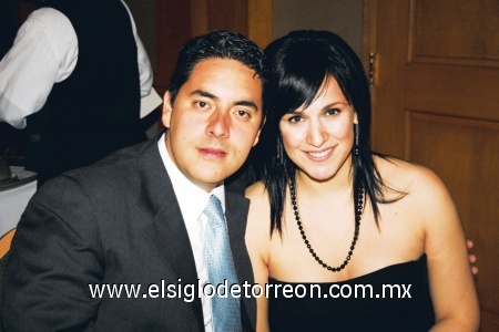 Edgardo Torres y Clara Martínez.