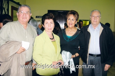 José García Triana, Io Camil de García Triana, Lulú González de Sánchez y Sifrido Sánchez.