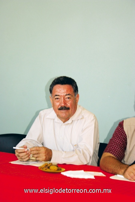 Daniel Maldonado Sánchez, Profesor de Literatura.