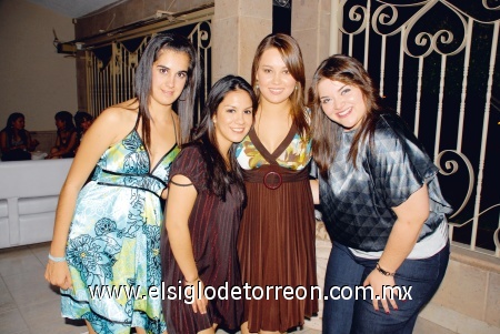 Sandra López, Ana Isabel Urquizo, Denisse Dovali Torres y Alicia Reyes.