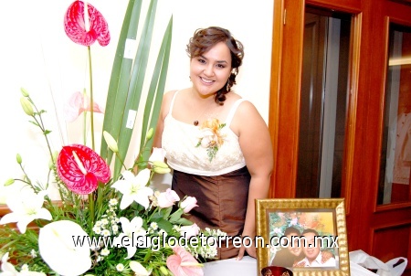 31102008
Siomara Sinaí de la Rosa Álvarez contraerá matrimonio con Luis Daniel Alvarado Onofre