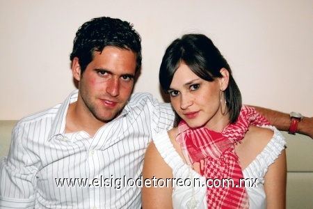 Diego Fernández y Mary Carmen.