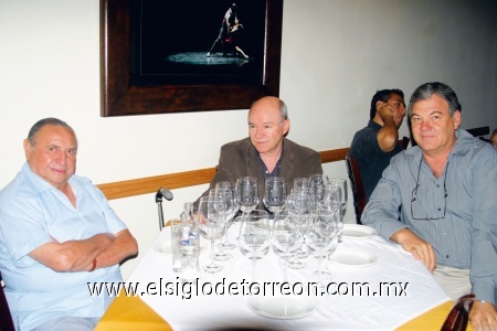 Raúl Adalid, Andrés Vara y Fernando Llama.