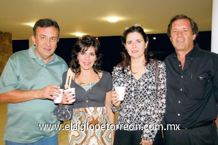 Manuel y Elsa Lechuga, Leticia García y Guillermo Garza.