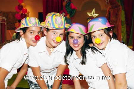 Luciana Veyan, Nani Yarahuán, Victoria Issa y Sofía Rebollo.