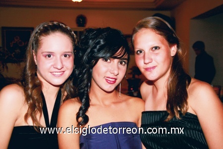 Kitzia Pedroza, Natalia Giacomán y Karla González.