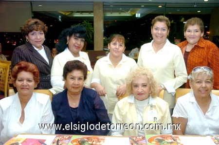 02112008
Hilda Antuna, Aurora Aldama, Angélica de Recio, Jesusita Sánchez, Rosa Velia Gómez, Chelito Soto, Alice Vargas, Cecy de Espinoza y Mayelita Silva.