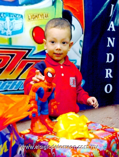 02112008
Alejandro Sotomayor, cumplió tres años de edad.