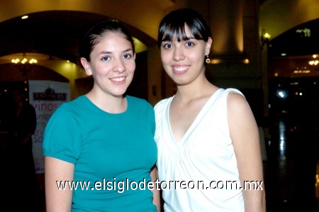 02112008
Ercel Mireles e Imelda Cortés.