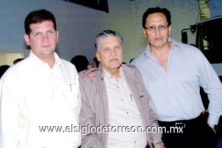 02112008
Luis y Mauricio Álvarez y Eduardo Castro.