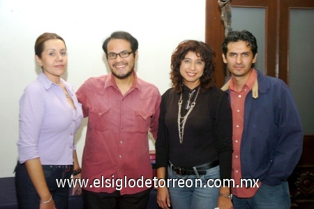 02112008
Wendy Holguín, Gerardo Monroy, Tere Muñoz y Alfredo Loera