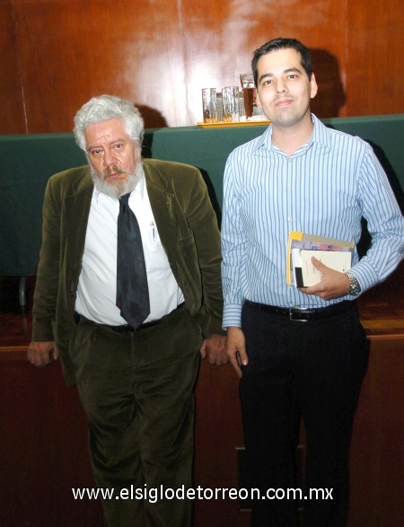 09112008
Adolfo Castañón y Carlos Castañón}
