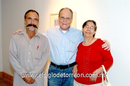 09112008
Juan Basilio, María de Jesús Pérez y Miguel Ángel.