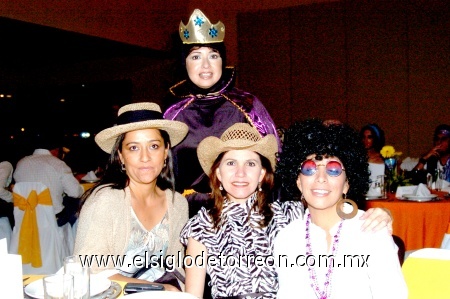 09112008
Yerika M. de Jardón, Lily Gurrola, Bessy de Quiñones y Violeta Puente.