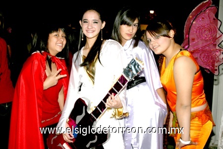 10112008
Daniela Parra, Luly Michel, Laura Quintero y Moni Rodríguez.