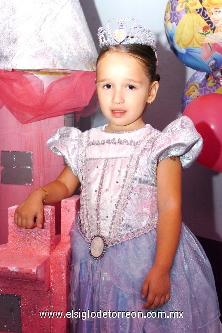 13112008
Jocelyn Anahí Fernández Serrano cumplió cuatro años de edad