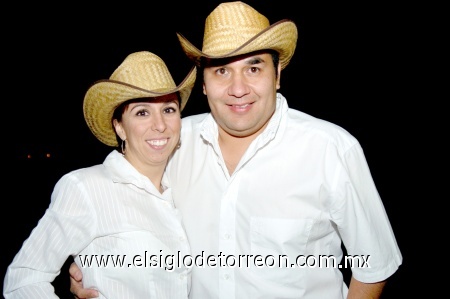 13112008
Susana y Héctor López