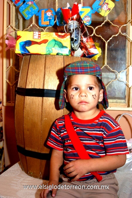 14112008
Sergio Said Ramos Rivas, caracterizó a El Chavo en su fiesta de tercer aniversario de vida