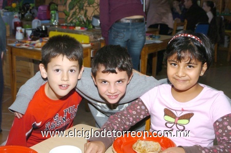15112008
Adrián Ramírez Maycotte, Amir Murra Giacomán y Ana Paula Sotomayor Fuentes