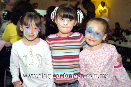 15112008
Ale Von Bertrab, Nerea Villarreal y Pamela Nogueira