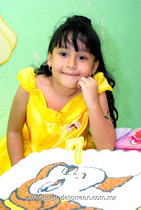 16112008
Cynthia Dennise Martínez Guardado, festejó su cumpleaños.