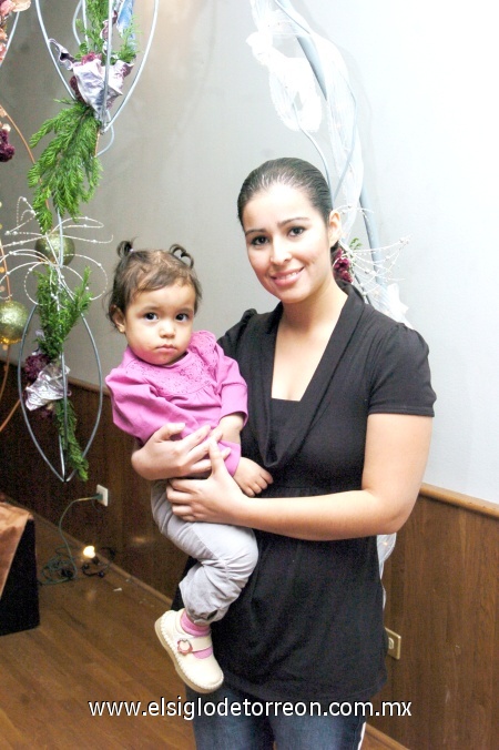 16112008
Nelly Blackaller de Pulido y Regina Pulido