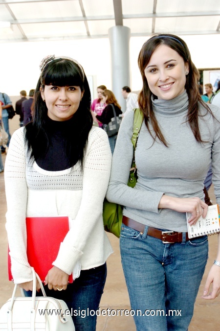 16112008
Ana Lucía Román y Alma Delia Martínez.