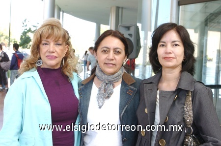 16112008
Margarita Serrato, María Elena Guerrero y Ana Olga Rodríguez