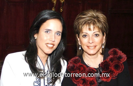 17112008
Ana Lucía de Guerrero y Ana Laura Saravia de Berrueto.